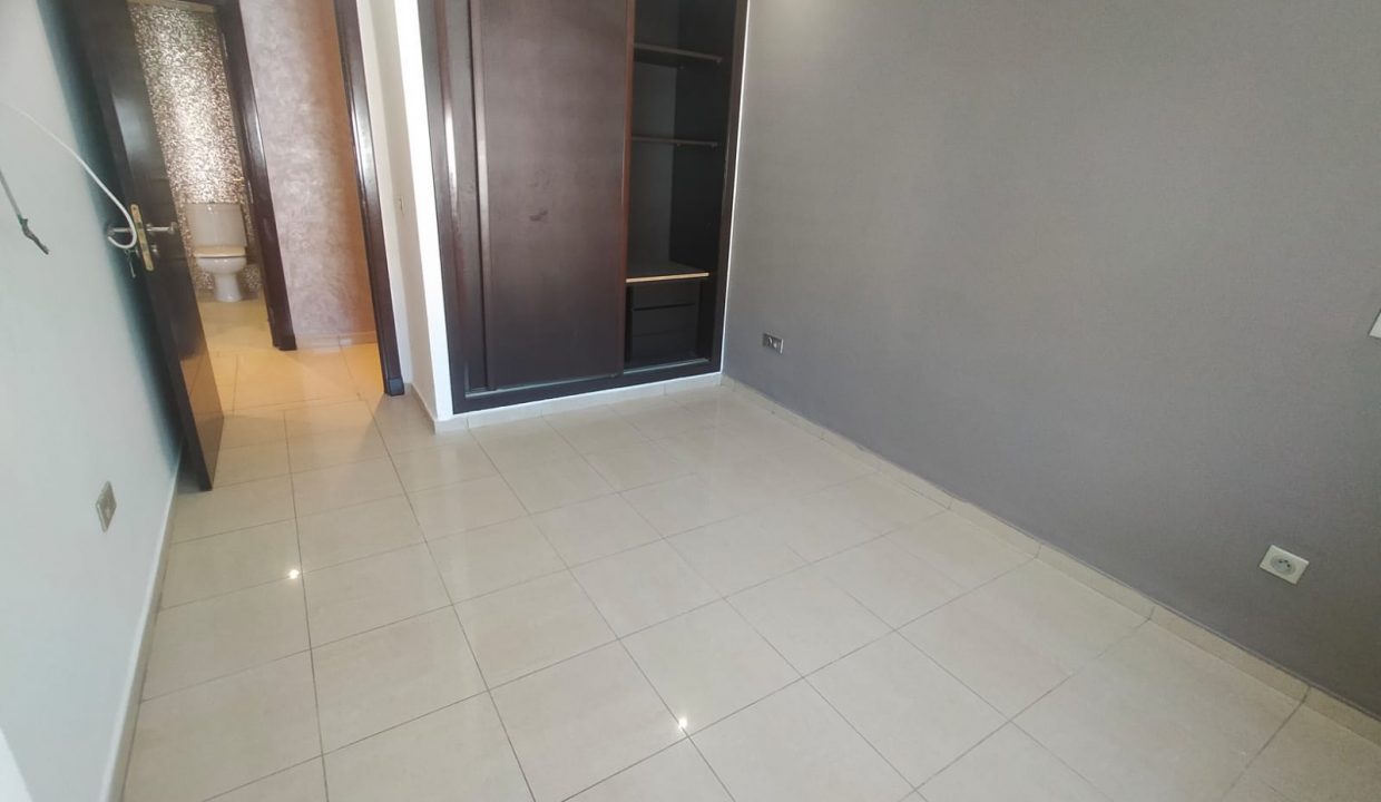 9ef558dc-8e2b-405c-a746-15f57084c171