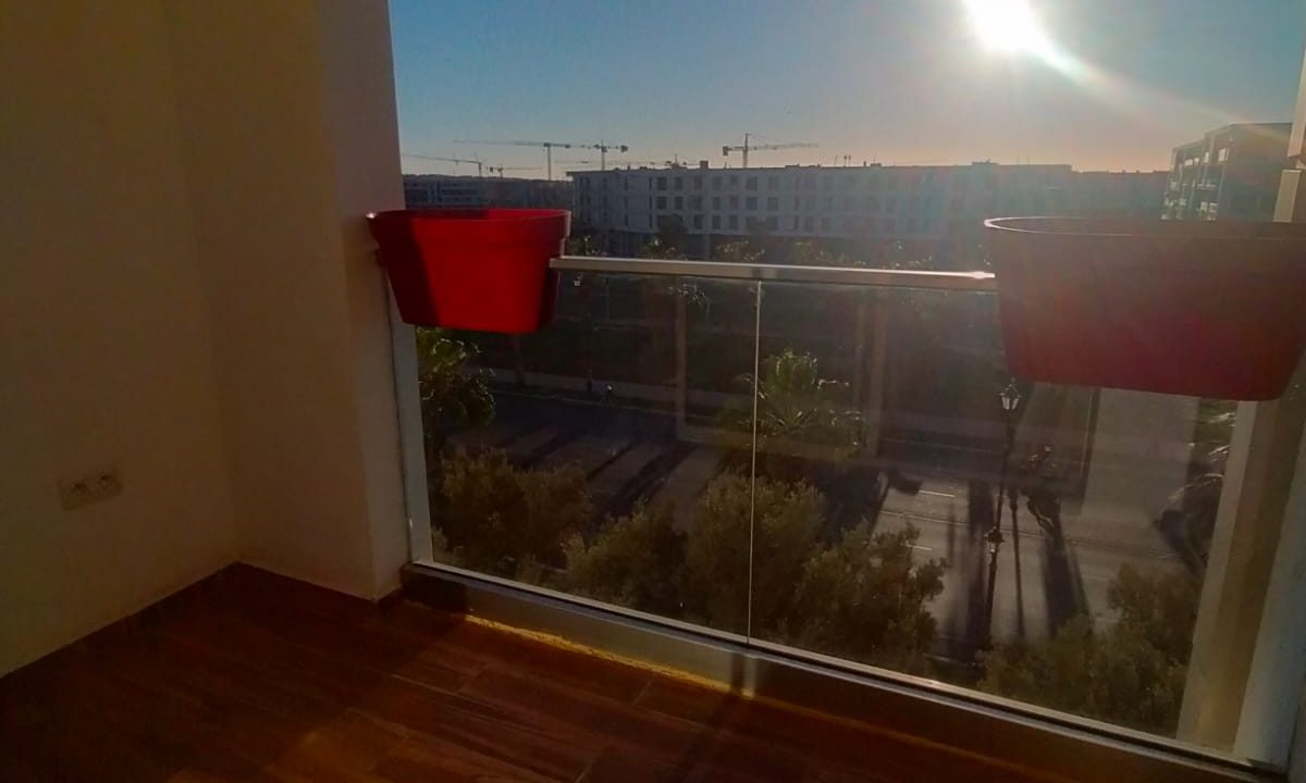 129b63a4-e5f3-4c70-986e-8591d841fad4