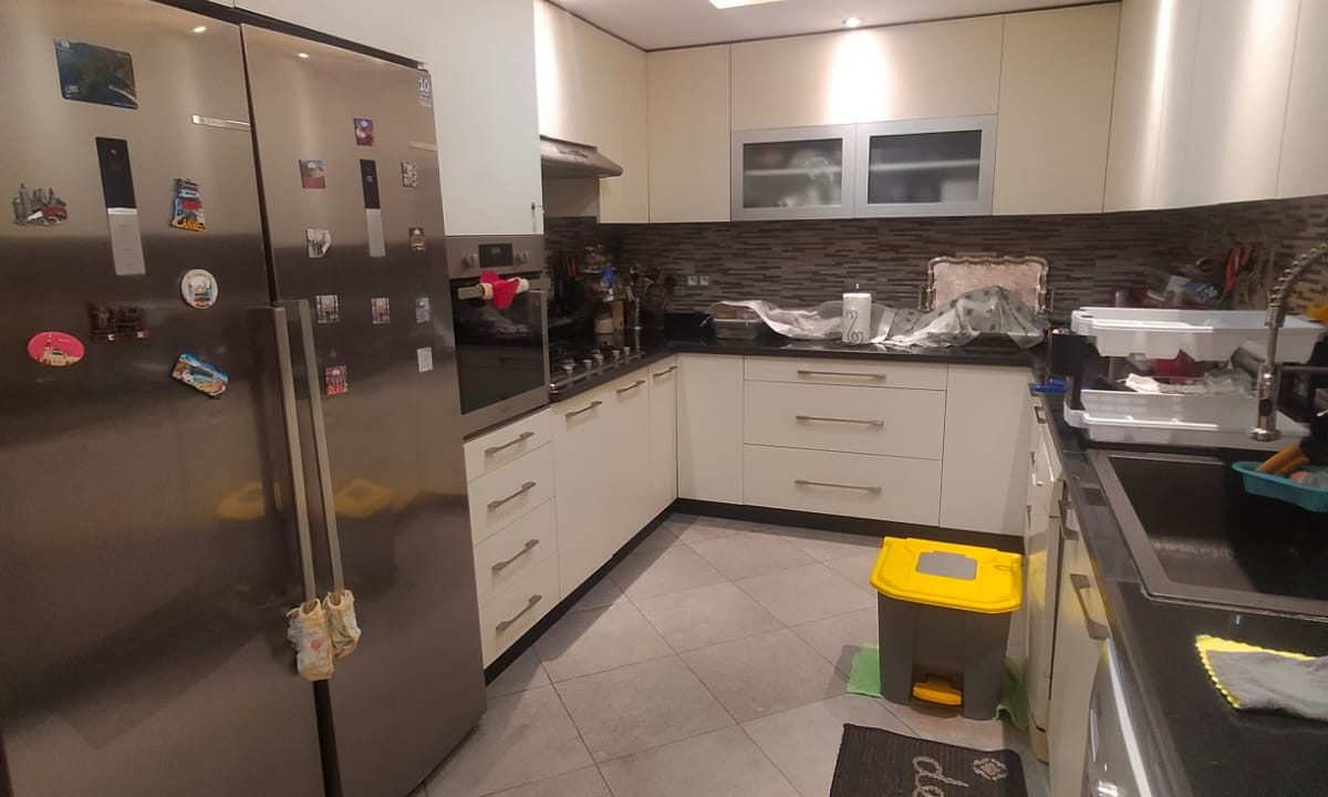 873aebee-b9b0-49f6-92c3-1d7195fd388d