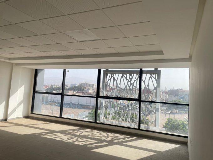 Plateau bureau de 56m² à louer bien situé près de la place