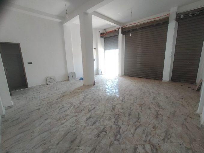 Local commercial à louer de 44m² bien situé au projet Difaf