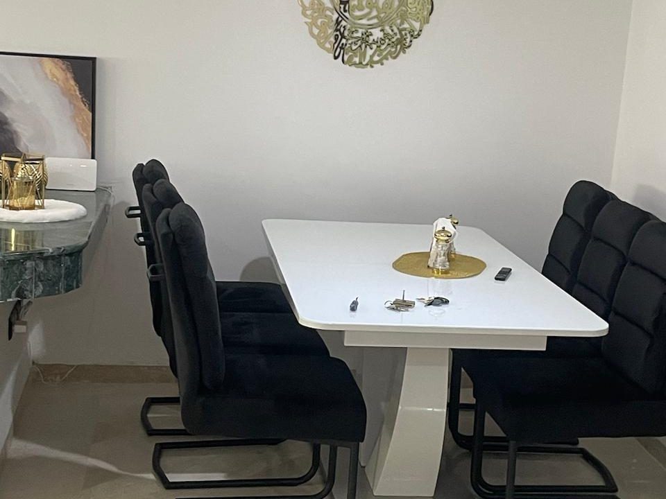 0b89ed10-739b-4708-b5f0-b1000227aedb