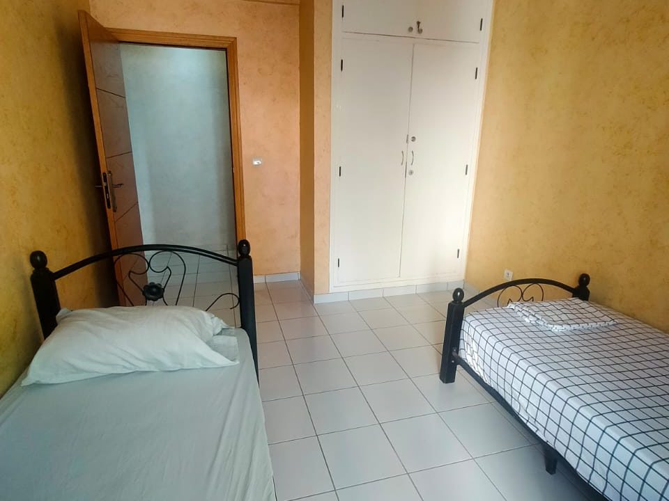 c63dd672-25b5-40ba-b132-2c6f293bd0ca